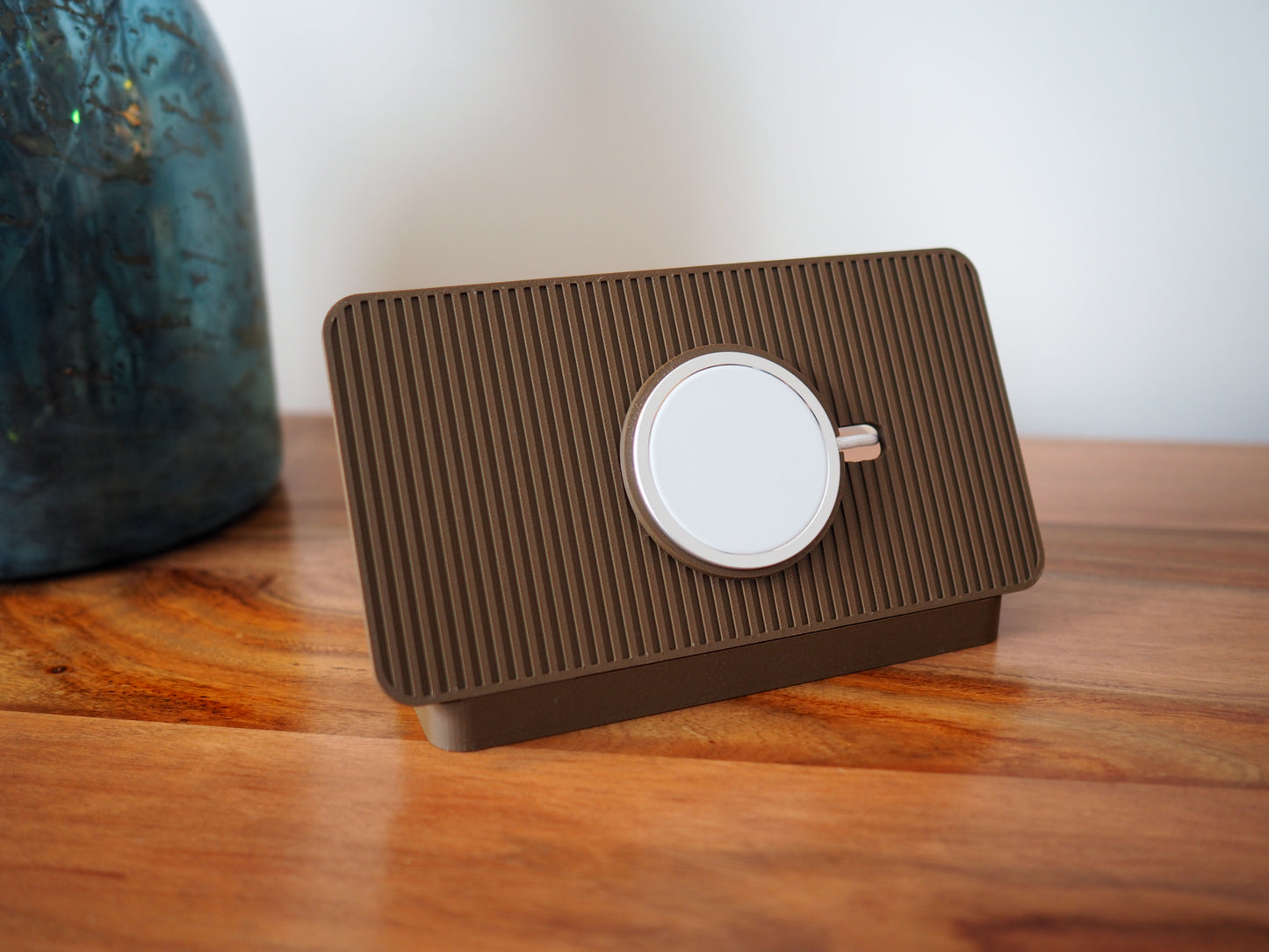 Brown Alarm Clock iPhone MagSafe Landscape Charging Stand