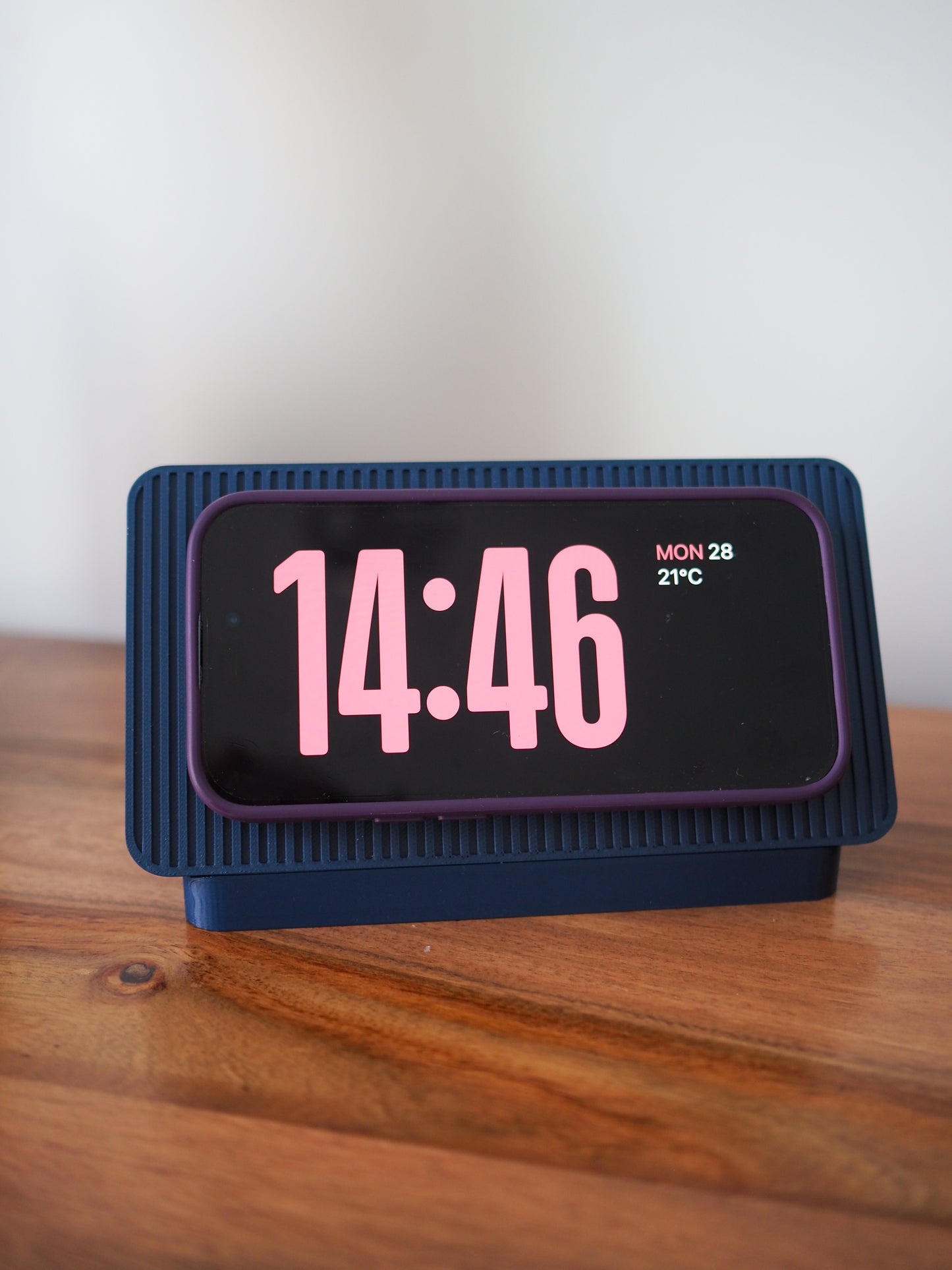Blue Alarm Clock iPhone MagSafe Landscape Charging Stand