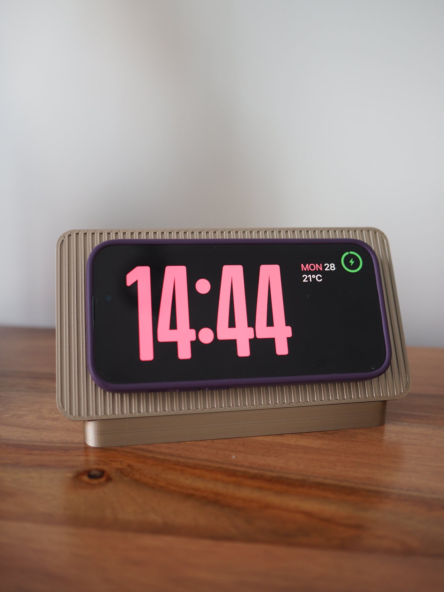 Gold Alarm Clock iPhone MagSafe Landscape Charging Stand