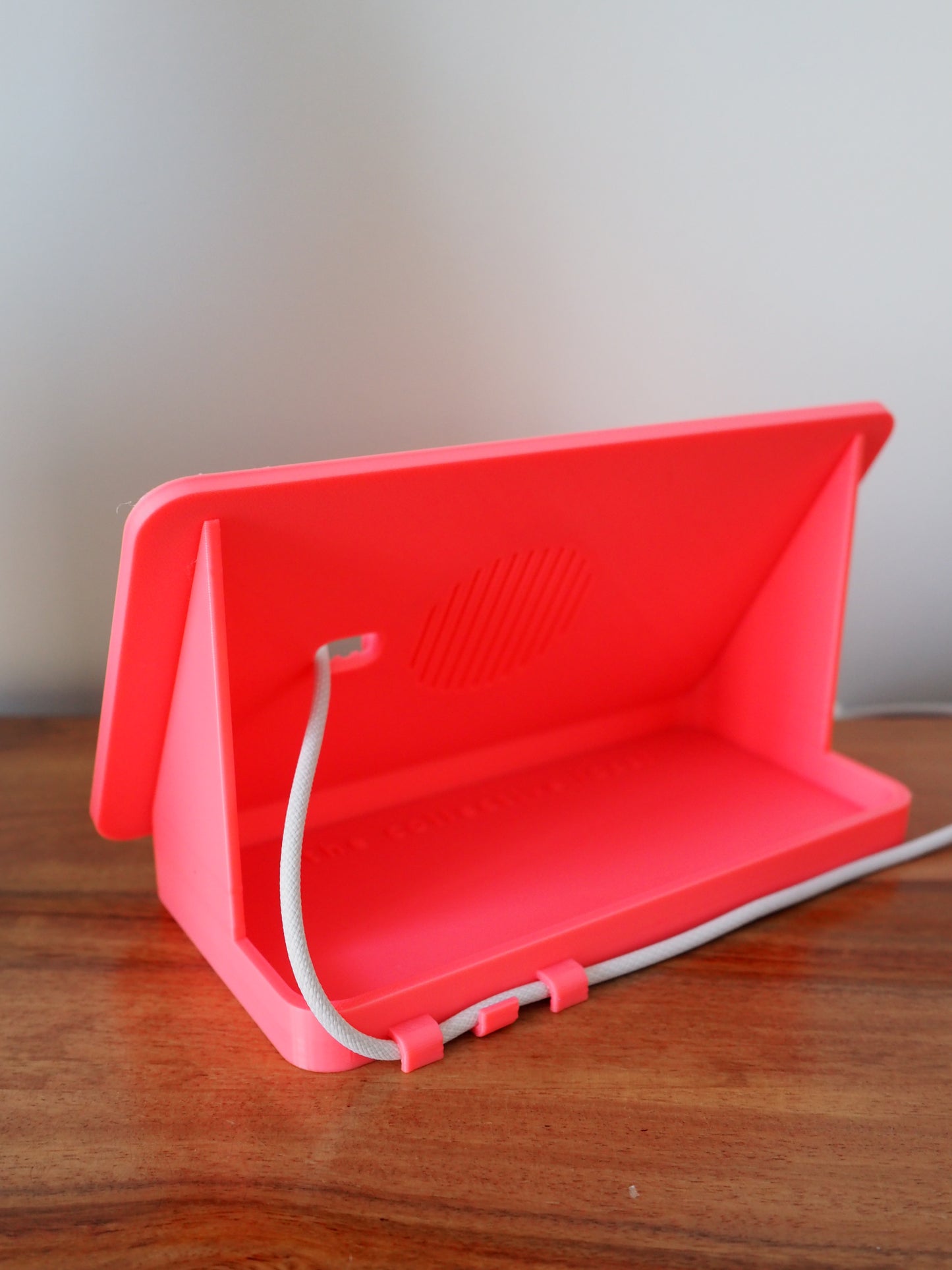 Pink Alarm Clock iPhone MagSafe Landscape Charging Stand
